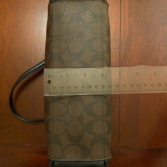 Coach Tote - Picture 4 of 4